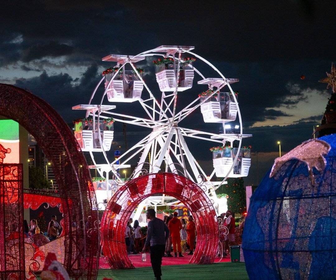 Natal do Bem 2025 transforma o Centro Cultural Oscar Niemeyer em um dos maiores espaços de lazer e celebração natalina do país (Foto: Diego Canedo)